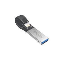 SanDisk iXPAND Flash Drive for iPhone and iPad 32GB