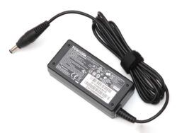 Toshiba 19V 2.37A 45W charger
