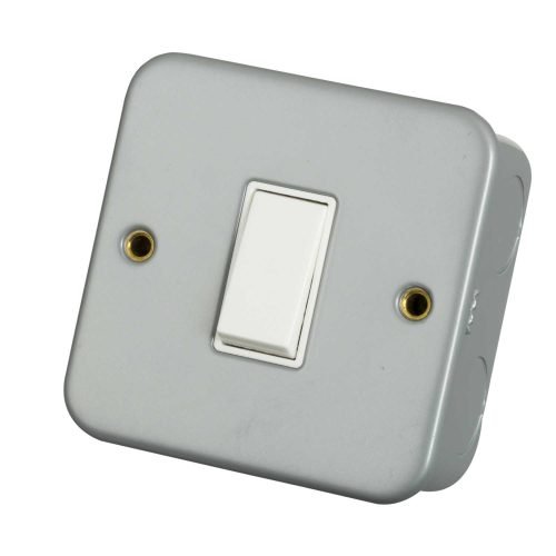 Metal Clad 1 Gang 2 Way Switch