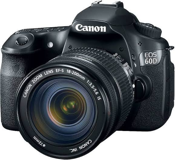 Canon EOS 60D DSLR Camera with EF-S 18–200mm f3.5–5.6 IS Lens