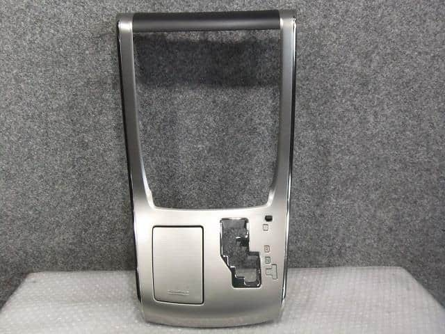 Toyota Vellfire 2008–2012 Navigation Fascia Panel